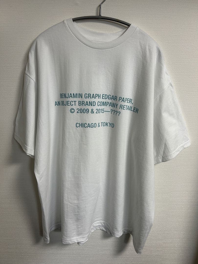 トップス BENJAMIN GRAPH EDGAR PAPER Oversized Tee