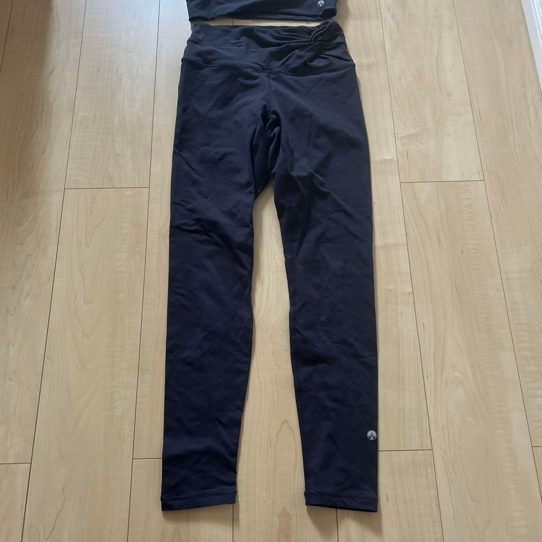 sukala ヨガウェア　Sサイズ　中古品　アシンメトリー　ヨガウェア セット