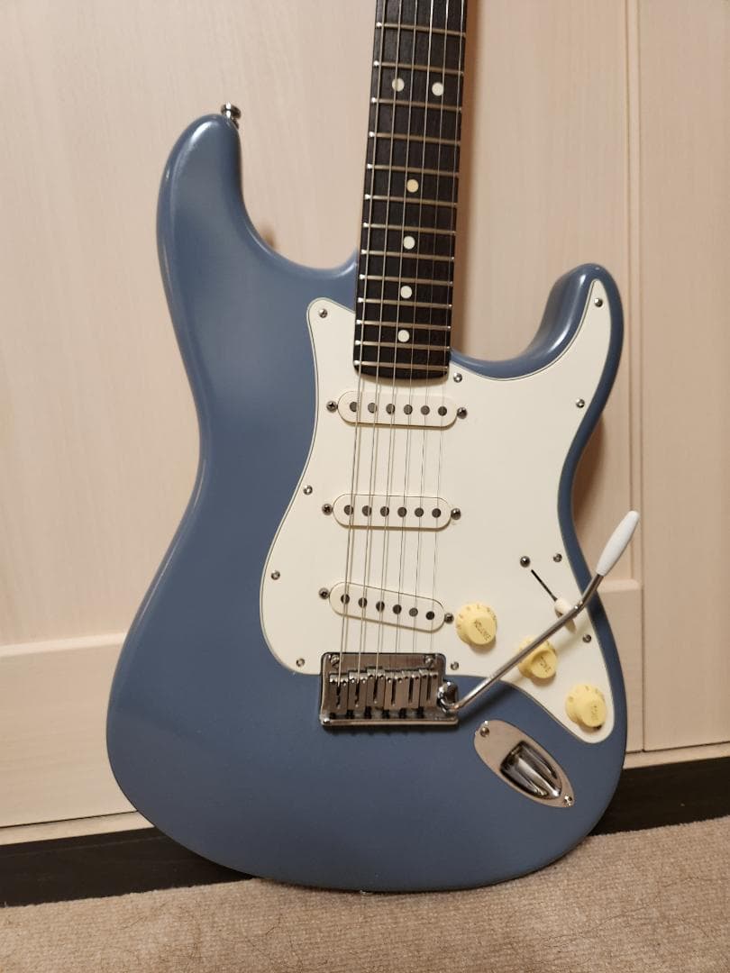 安*久様 FenderUSA American Standardストラト ブルー