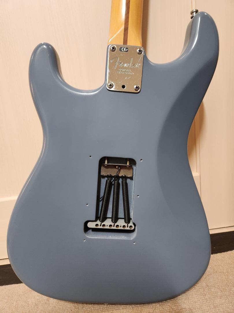 安*久様 FenderUSA American Standardストラト ブルー