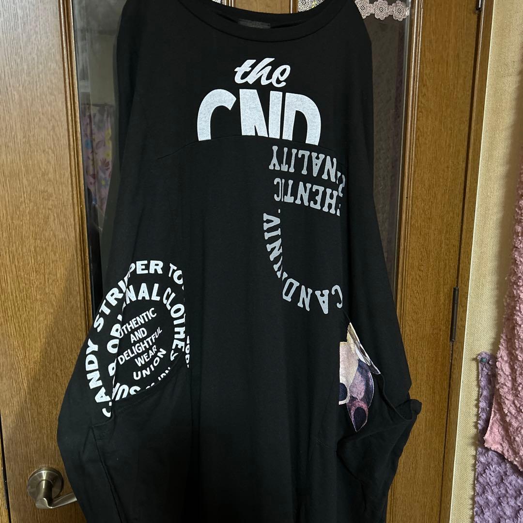 キャンディストリッパー　グラフィックTシャツ 黒