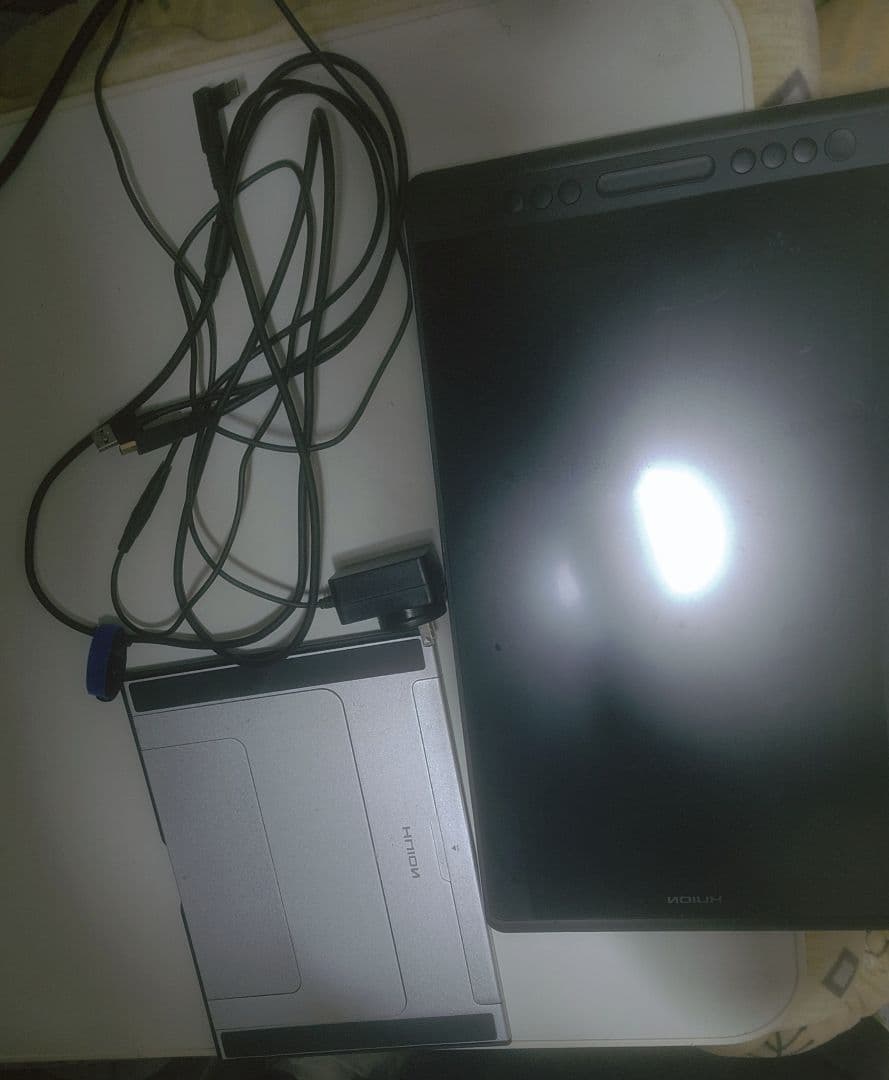 HUION 液晶ペンタブレット Kamvas Pro13(ペン故障)