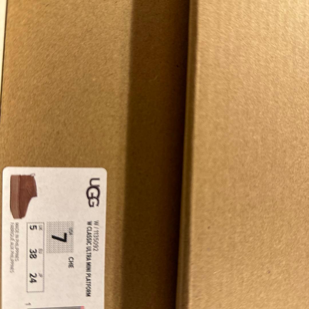 UGG クラシック ウルトラ ミニ プラットフォーム