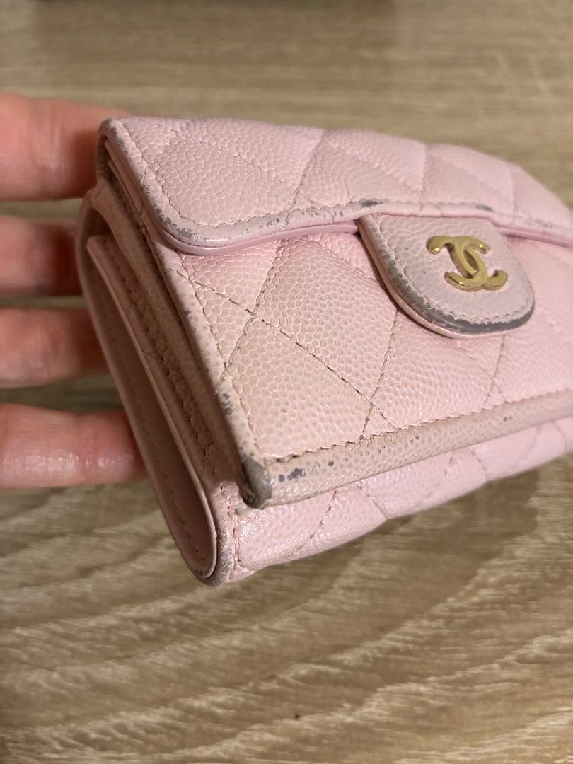 CHANEL キャビアスキン三つ折り財布 ピンク