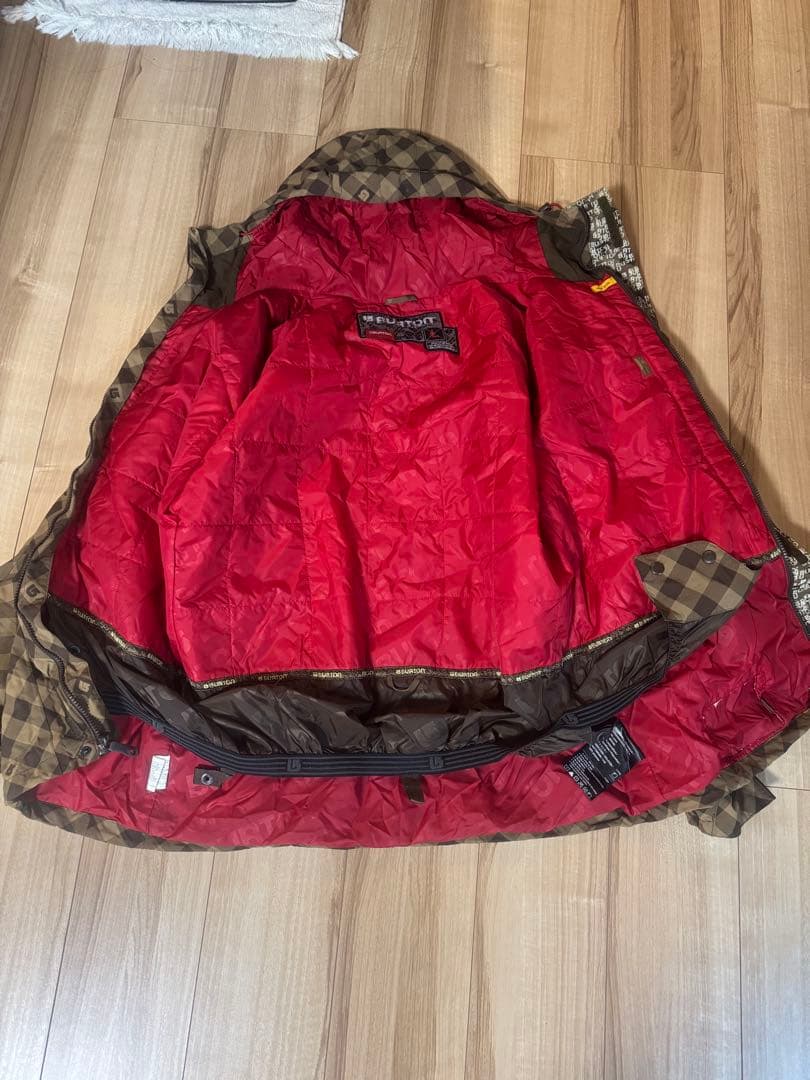 c*a様 BURTON スノーボードウェア上下、グローブ、ゴーグルの４点セット