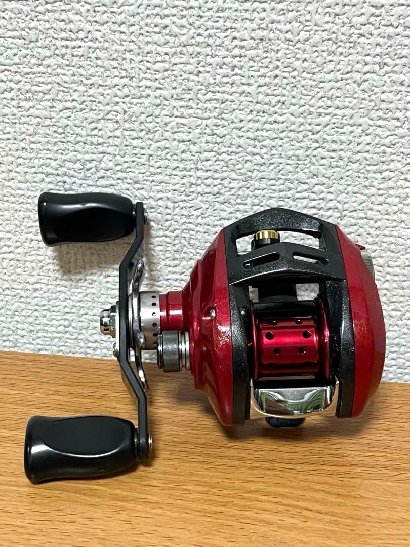 ダイワ　エアドレッドチューン100L 左巻き
