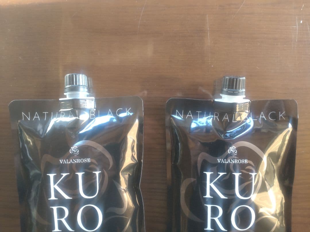 カラーリング・白髪染め VALANROSE KURO Cream shampoo 400g x 2