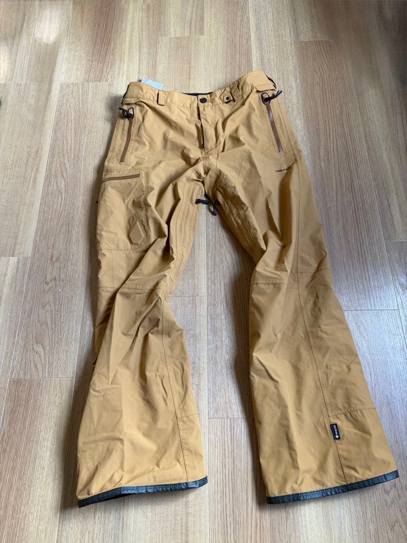 taiga0712専用 VOLCOM/ボルコムスノーボードウェア上下セット