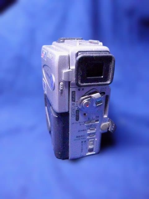 パスポートサイズ　SONY DCR-PC3 ビデオカメラ バリオゾナー