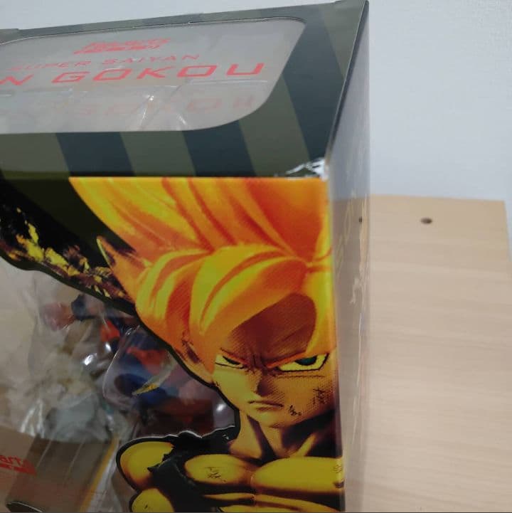 【新品】【レア希少】Figuarts ZERO 超サイヤ人 孫悟空 2013年