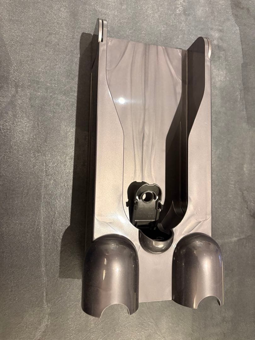 【ジャンク品】Dyson V11コードレスクリーナー　本体＆充電スタンド
