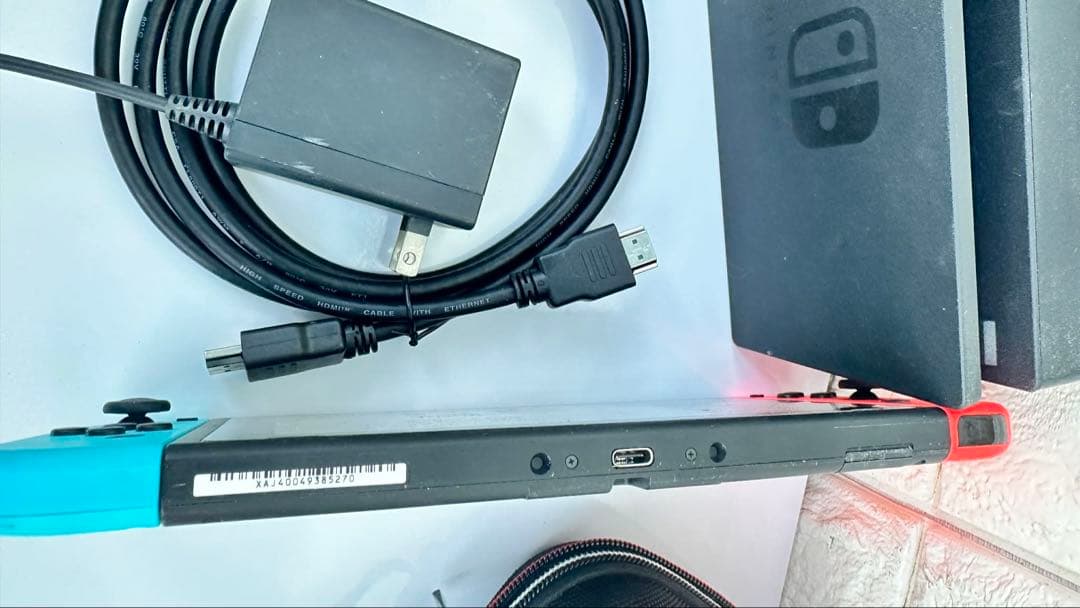 【限定セール】Nintendo Switch ネオンブルー・ネオンレッド