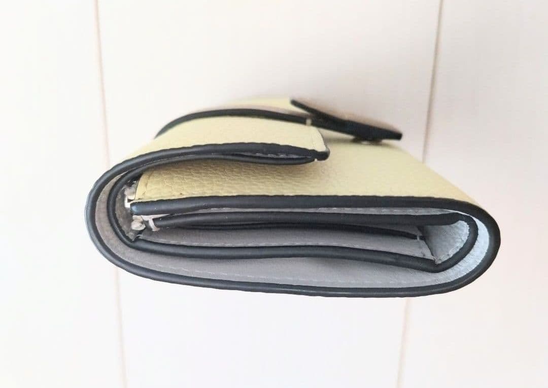 ロエベ LOEWE 三つ折り財布【美品】