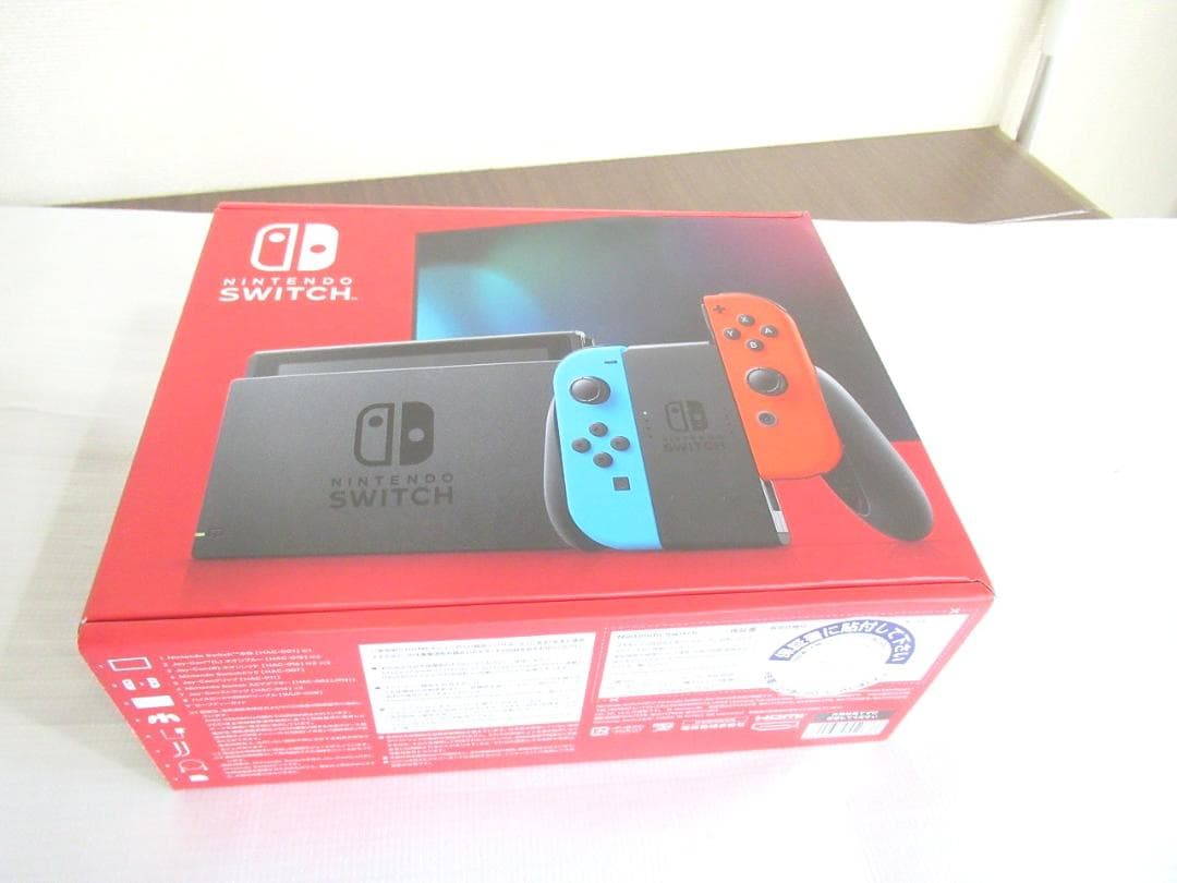 Nintendo Switch（Joy-Con:ネオンブルー/ネオンレッド）