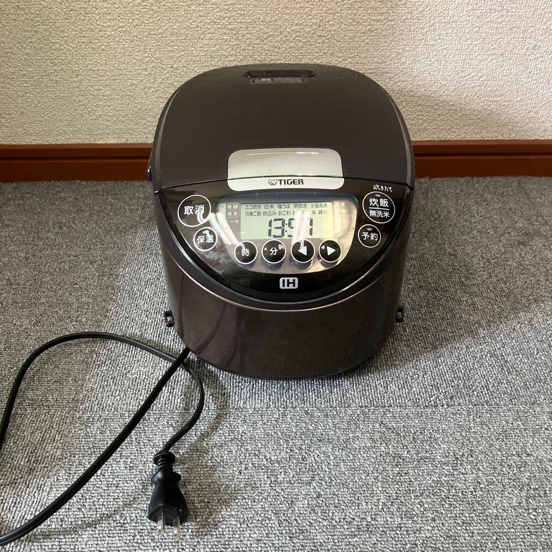 タイガーIHジャー炊飯器JPW-D100 2023年製