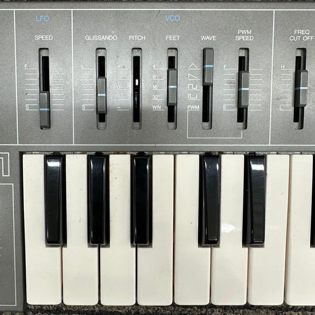 Yamaha CS01 シンセサイザー 専用ケース付