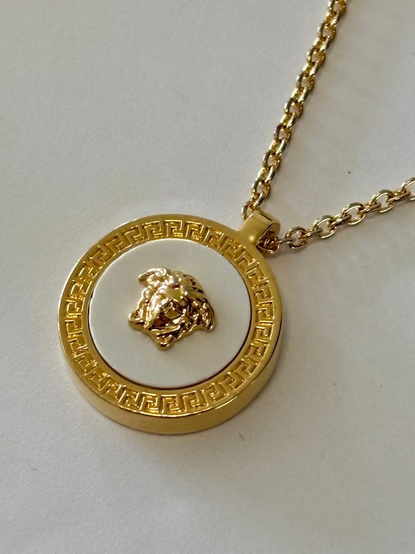 VERSACE メデューサ　ネックレス