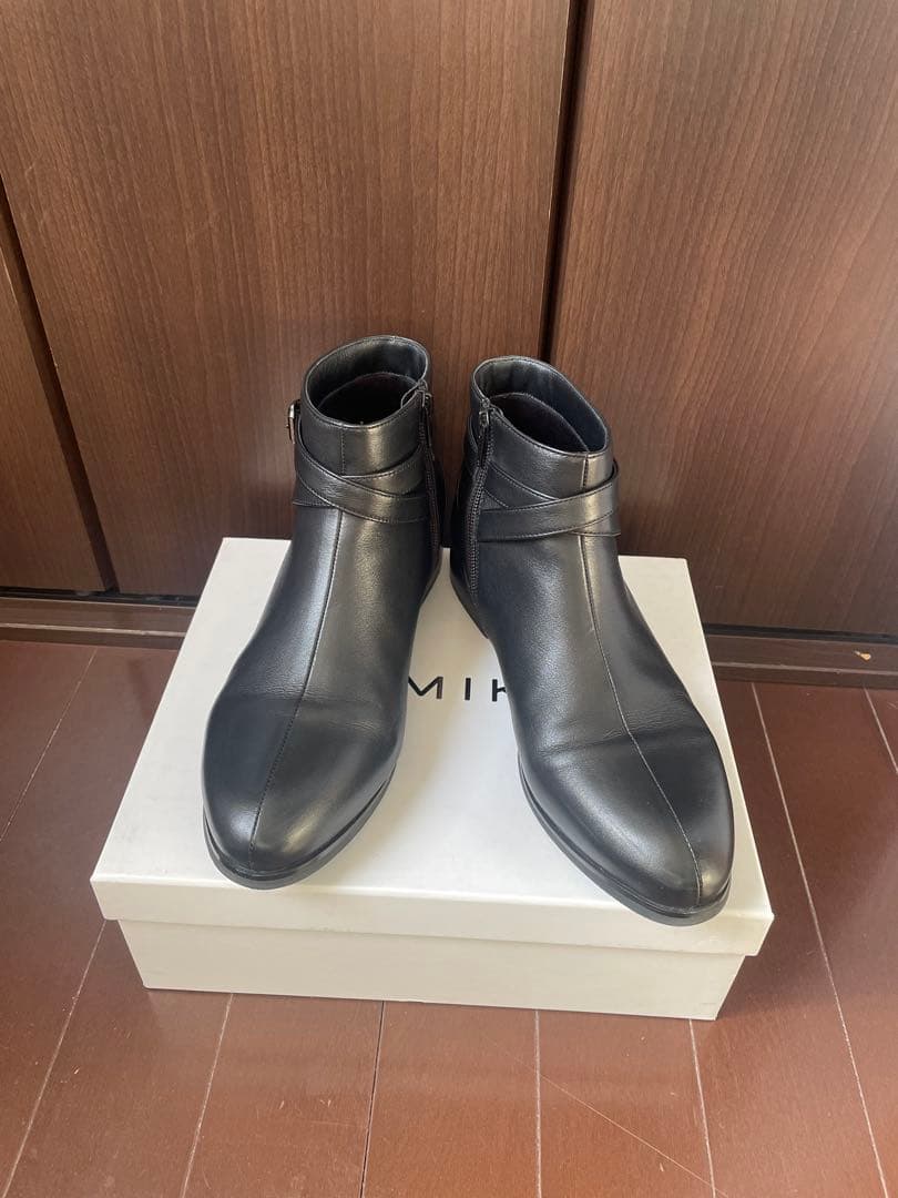 最大値下げ⭐︎本革⭐︎超美品☆ヒミコ☆ショートブーツ☆黒25㎝