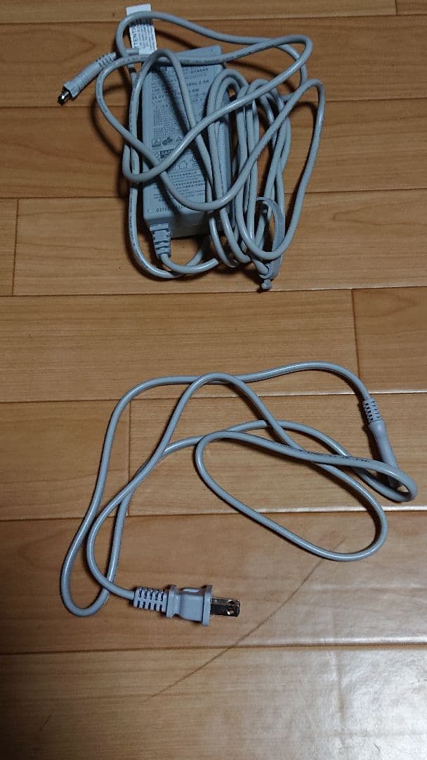 ECOVACS WINBOT MINI 本体と付属品