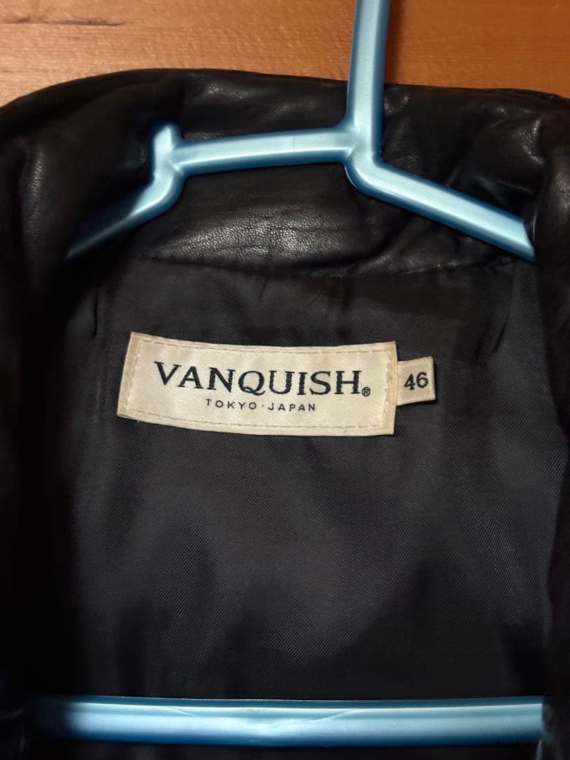 12日まで特価！早い者勝ち！VANQUISH レザーダウンベスト　ブラック