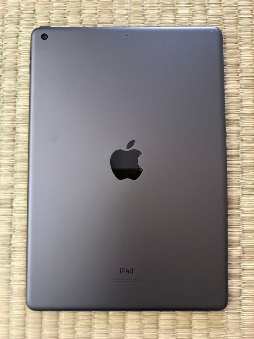 iPad (第9世代) Wi-Fi 64GB バッテリー最大量100%