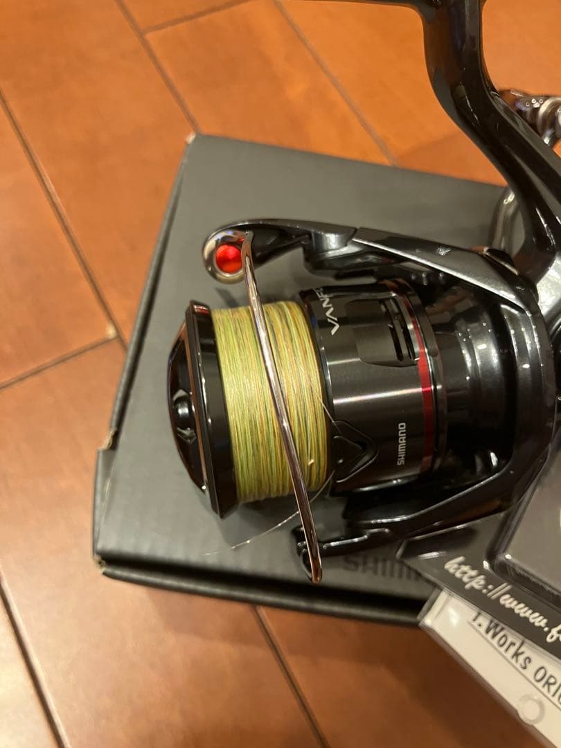 最終値下げ！24VANFORD 2500 HGSスピニングリール