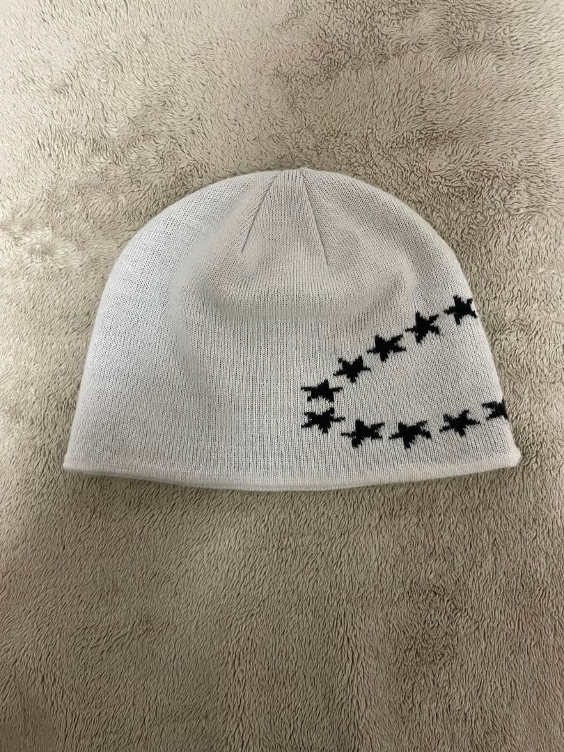 り*こ様 【正規品・完売品】afb ビーニー ニット帽 ホワイト 星