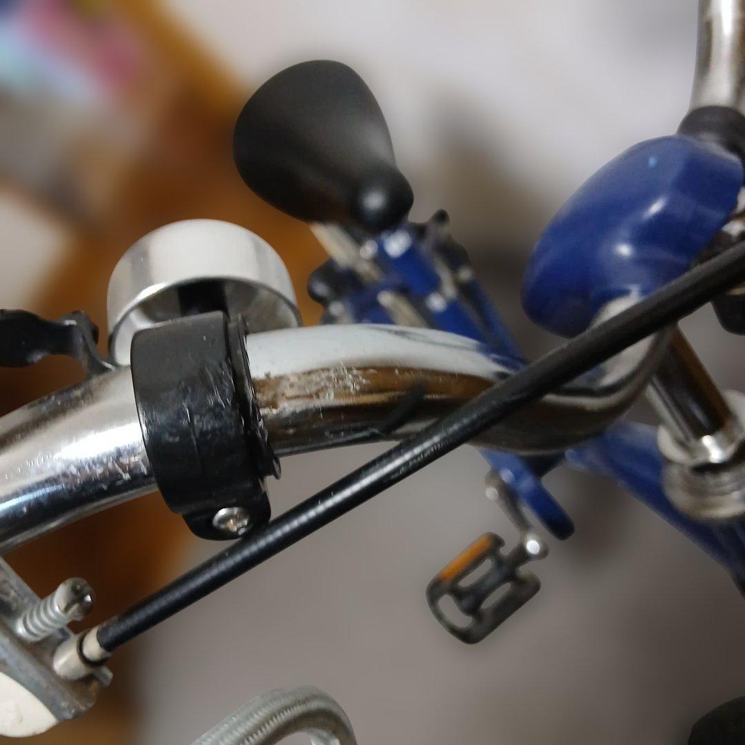 青い１８インチあさひ子供用自転車
