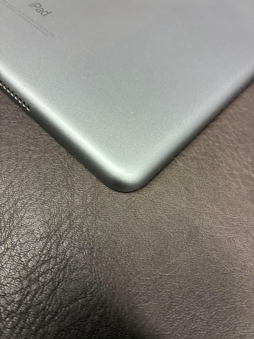 【美品】Apple iPad 第6世代 Wi-Fiモデル A1893 128GB