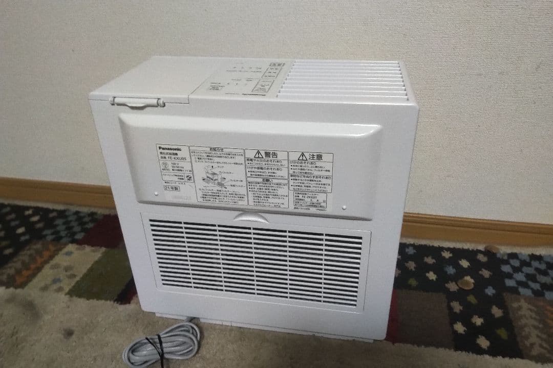 Panasonic 気化式加湿器　ナノイー搭載FE-KXU05 ~14畳
