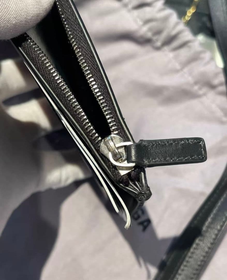 BALENCIAGA　バレンシアガ　新品同様　 パスポートケース ブラック