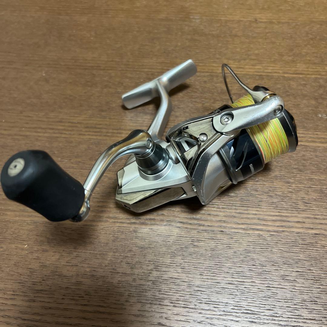 SHIMANO STRADIC 2500S スピニングリール