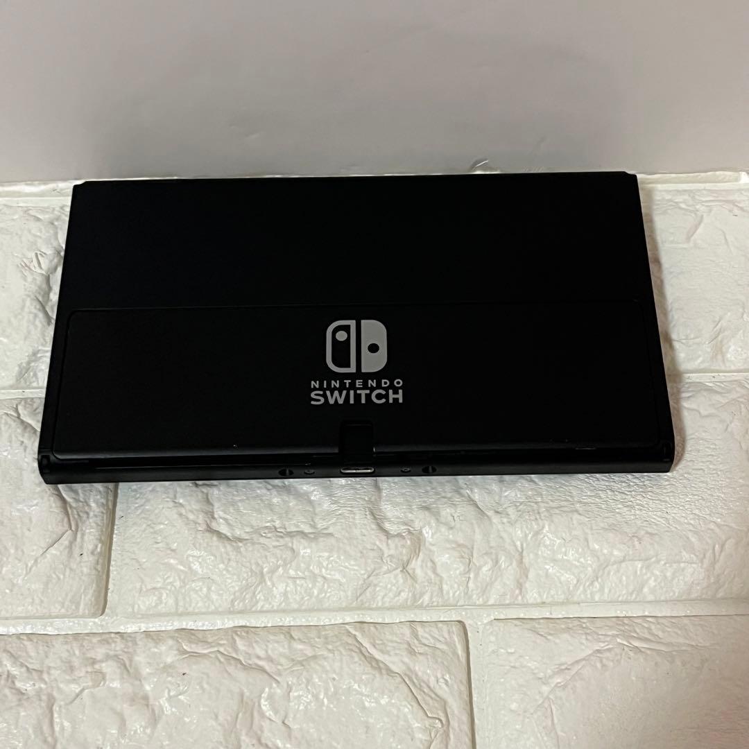 Nintendo Switch　ニンテンドースイッチ本体　有機ELモデル
