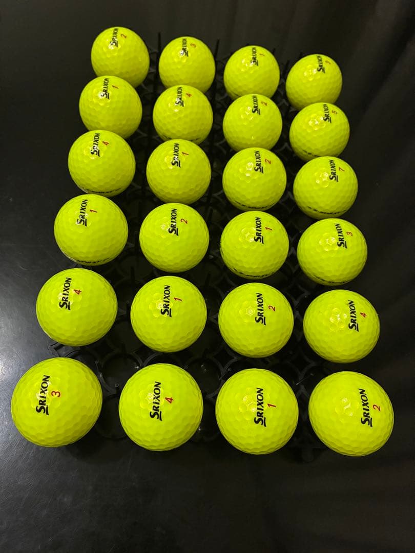 ⑦新品に近い　送料込み　SRIXON Z-STAR XV ロストボール24個