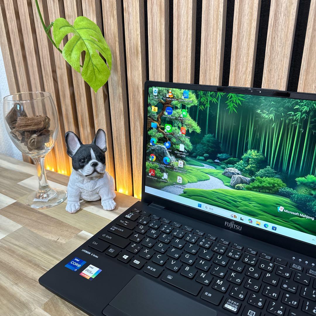 美品‼️LIFEBOOK U9311☘最高峰i7第11世代☘FHD☘ノートパソコン
