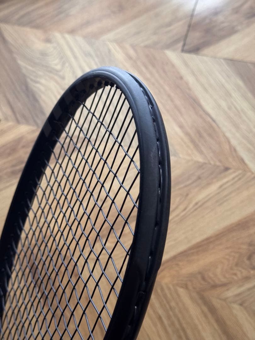 【ベー】Wilson Blade v8 16×19 ナイトセッション 2本
