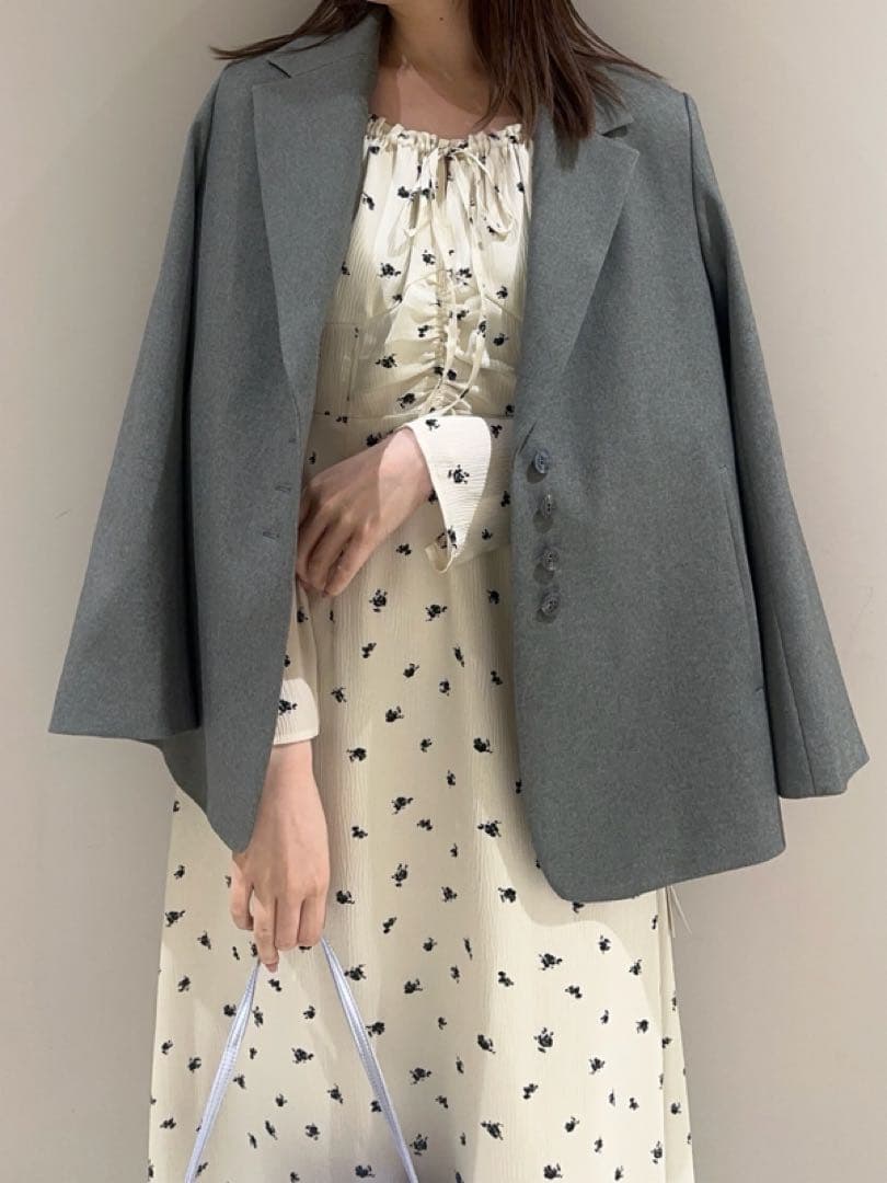 新品タグ付き。FRAY I.D ソフトボンディングジャケット