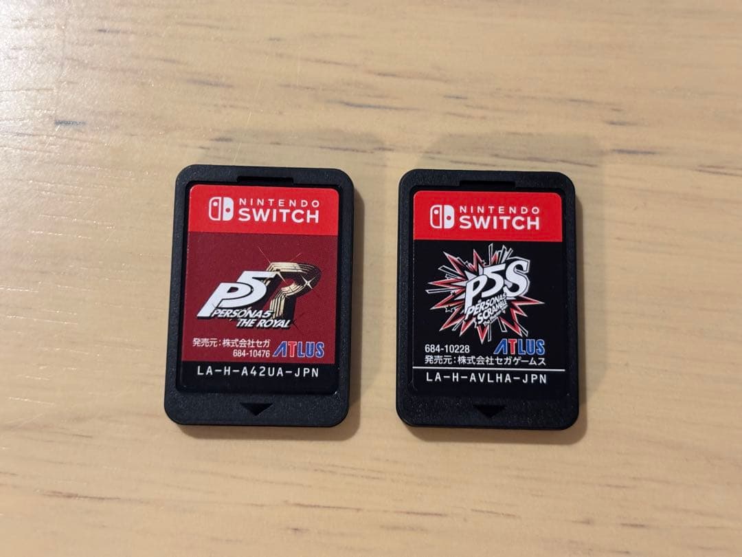お盆休み限定特価　Switch ペルソナ5 ザ・ロイヤル & スクランブルセット