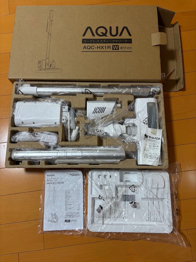 AQUA スティック型キャニスター掃除機 本体