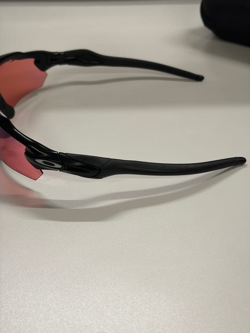 Oakley スポーツサングラス