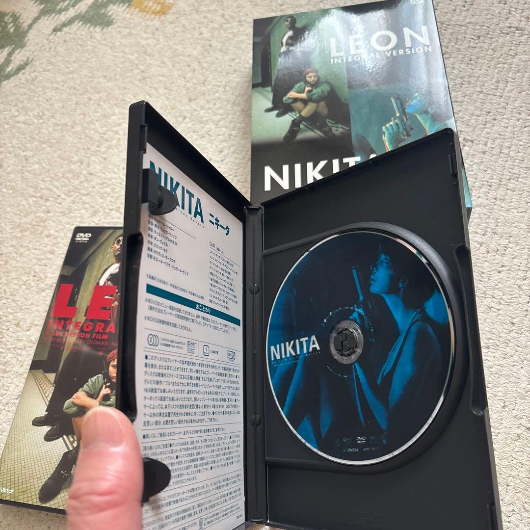レオン 完全版 & ニキータ 2 in 1 DVD