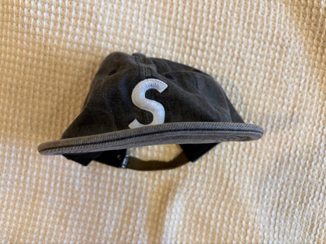 【！大幅値下げ！】Supreme Sロゴ 刺繍 キャップ アジャスター
