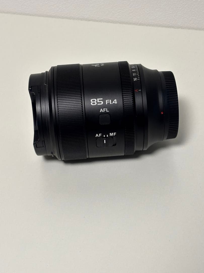 SIRUI Aurora 85mm F1.4 AFレンズ Eマウント