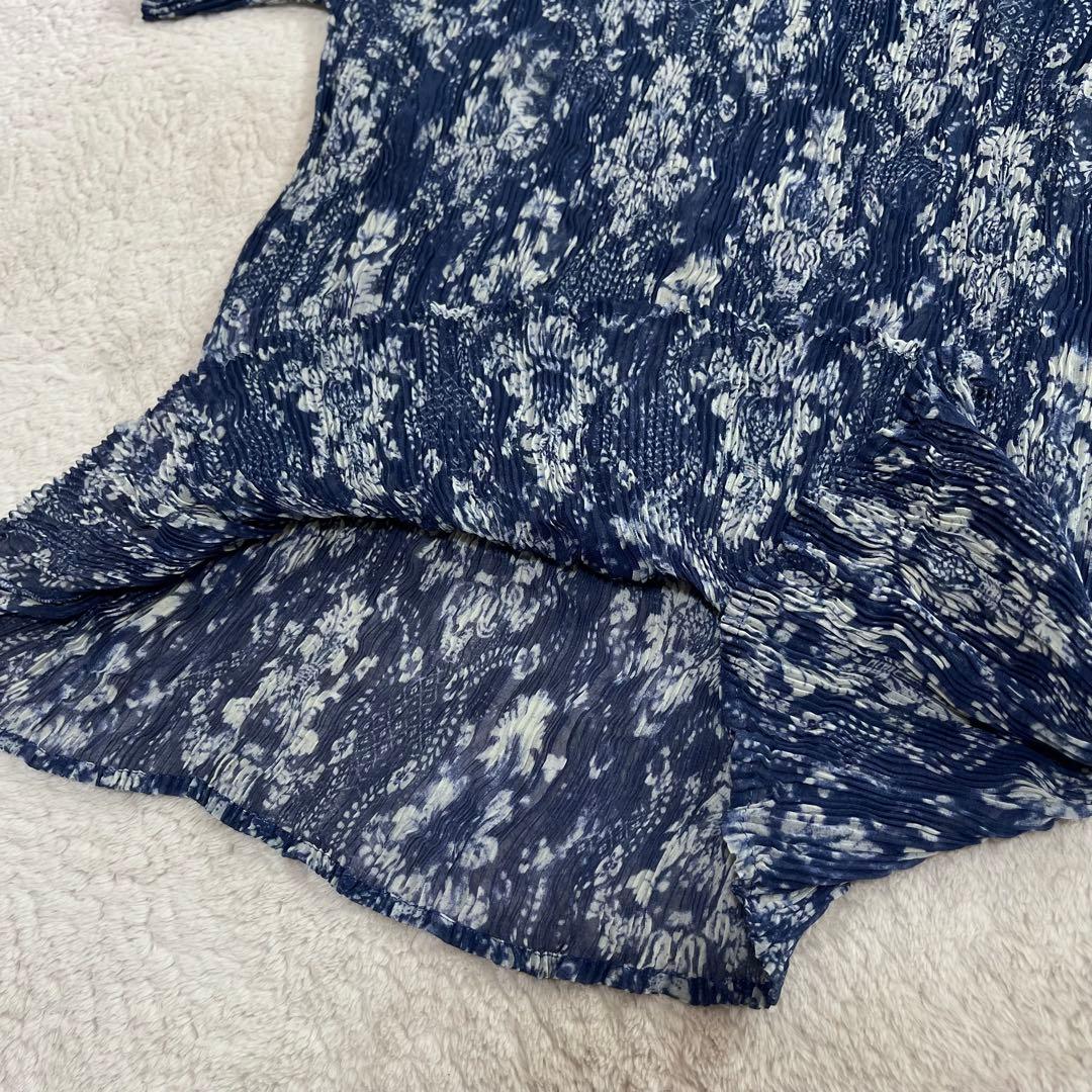 ゆゆ　イッセイミヤケ　シフォン　プリーツ　トップス　総柄　シアー