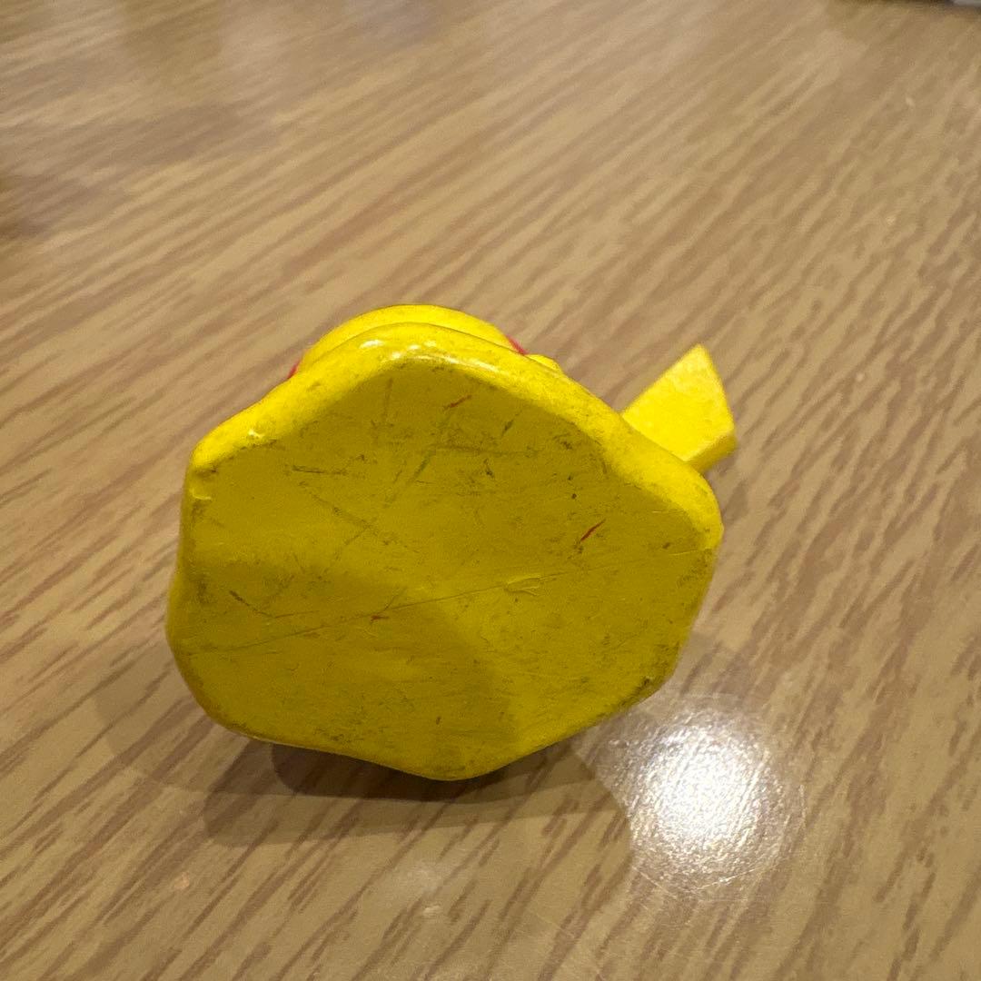 ピカチュウにへんしんしたメタモン　モンコレ　初期　ポケモンフィギュア