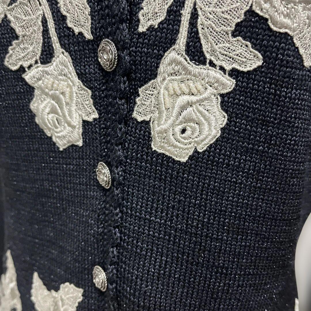 希少【ソワレドヒロミ】ハンドメイド バラ刺繍 ニットカーディガン 絹混 M 黒