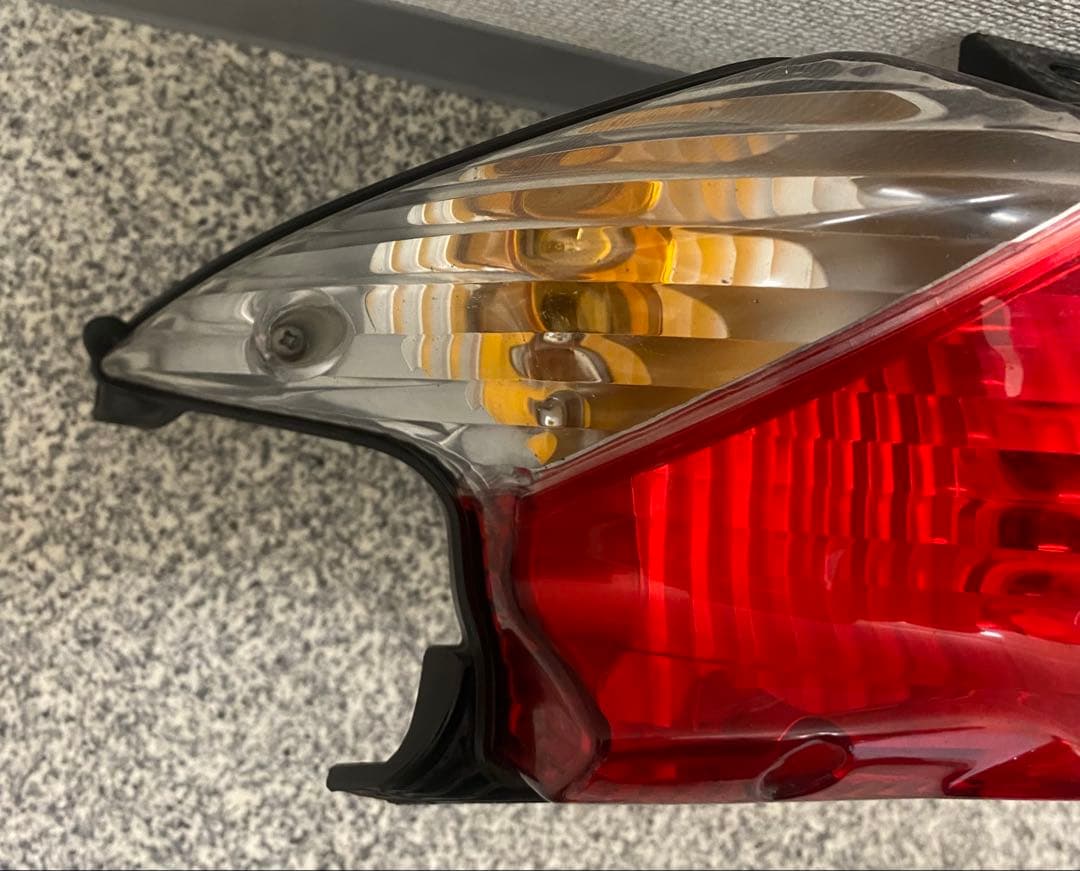 アドレスV125S テールランプ　フロントウィンカー　CF4MA スズキ