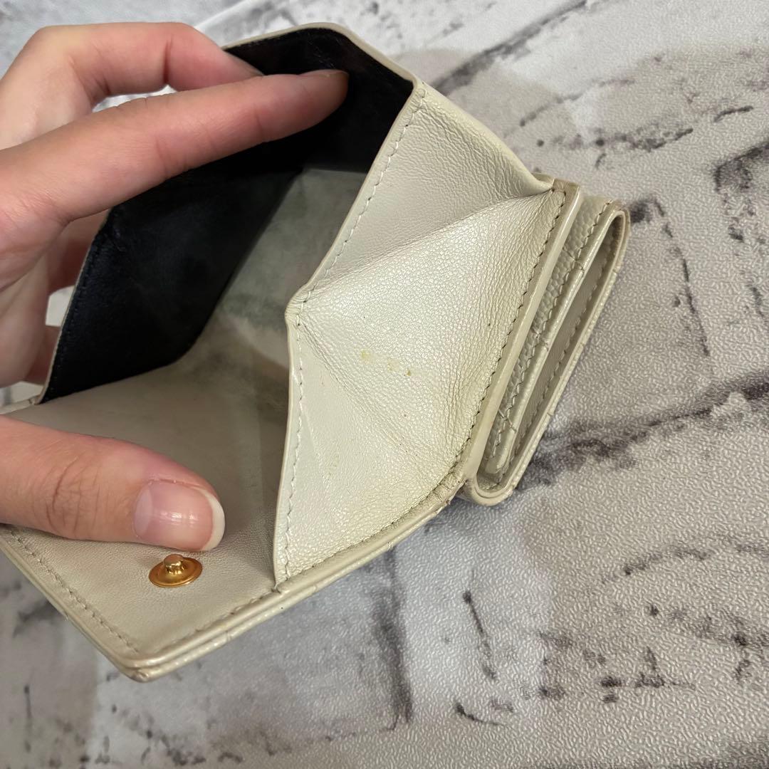 SAINT LAURENT ホワイト　三つ折り財布