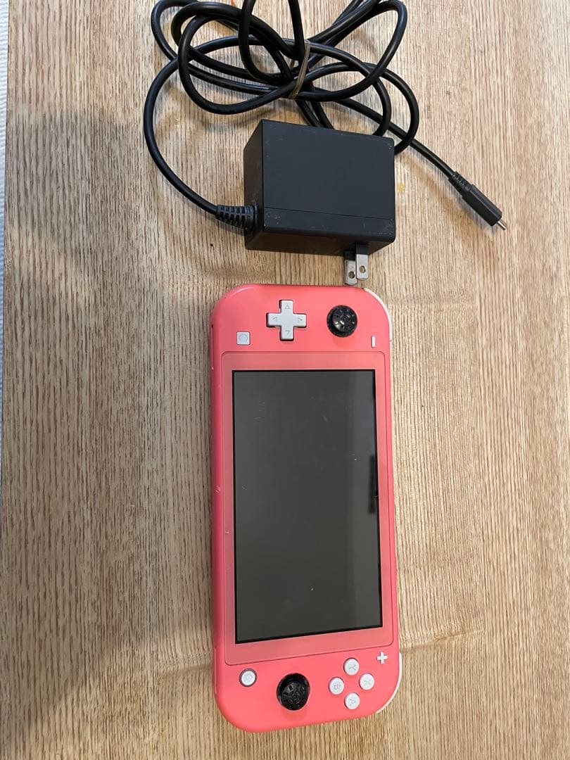ニンテンドースイッチライト ピンク　ジャンク扱い
