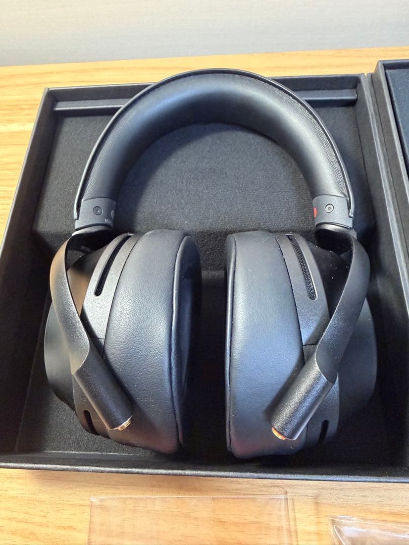 ヘッドホン SONY MDR-Z7M2